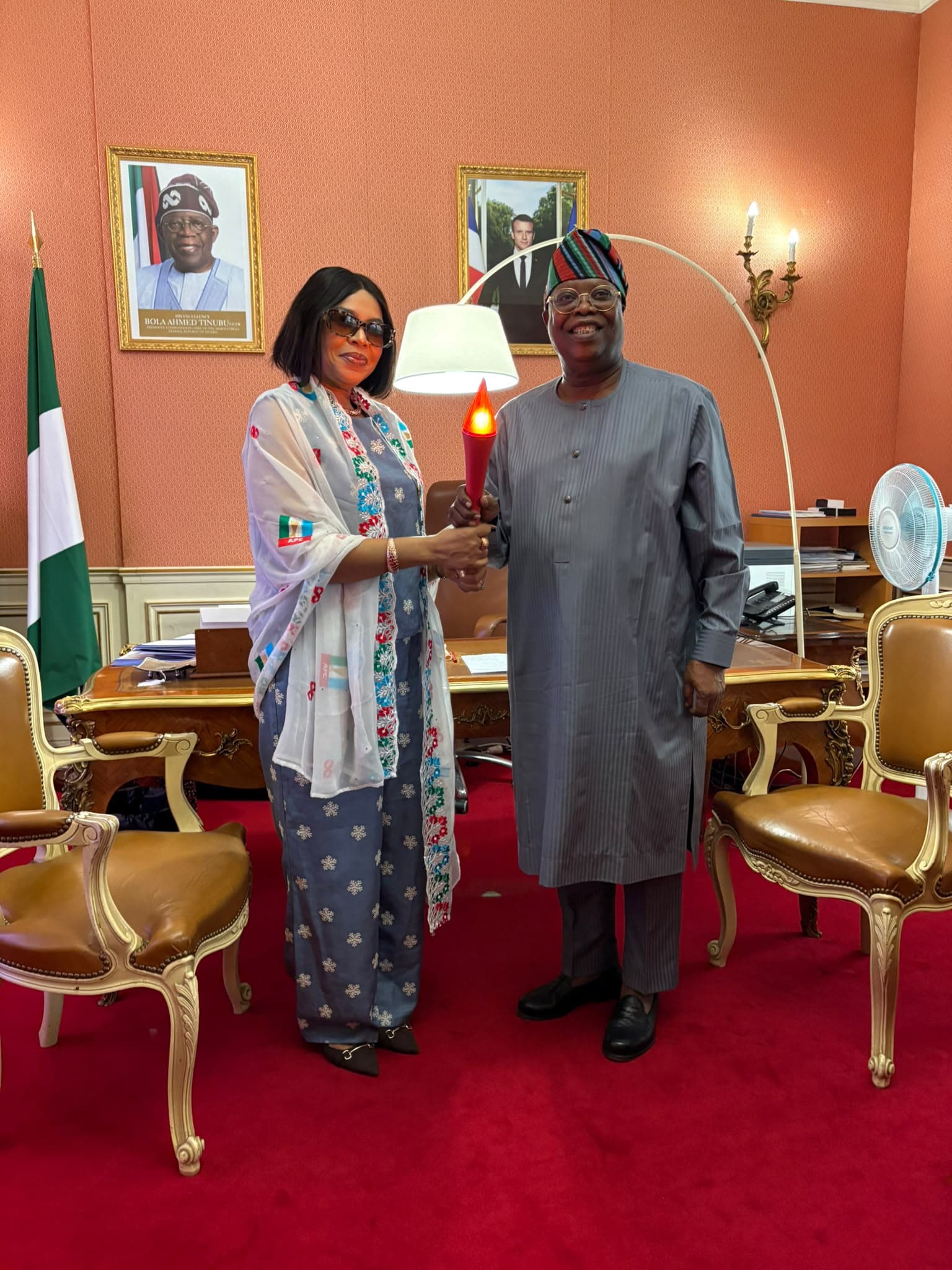 TTB France Delegation Presents Torch to Nigerian Ambassador